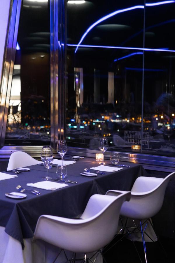 Sky Suite Hotel Praga Exterior foto